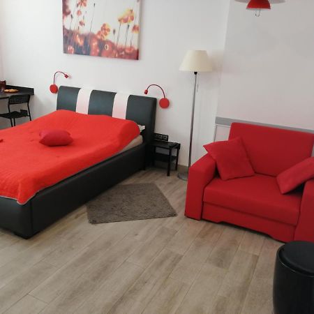 Apartament Salezego Varsavia Esterno foto